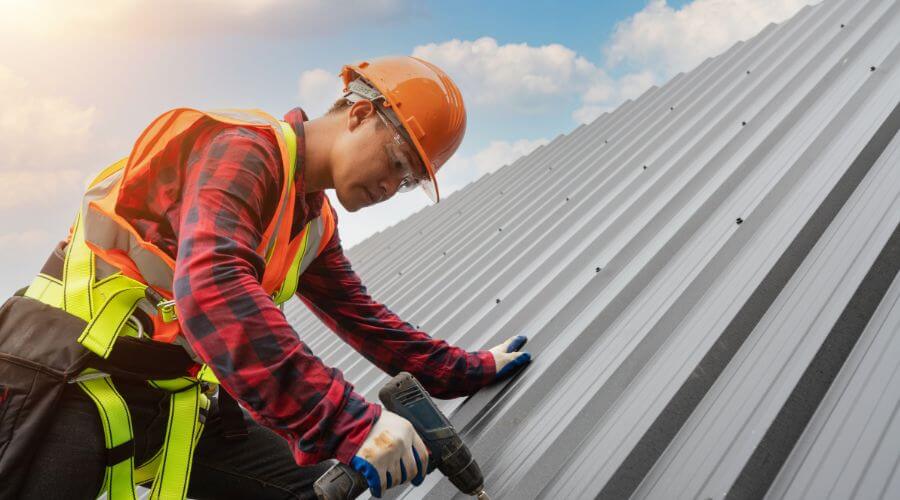 Owens Corning roofing contractor in Makanda, IL